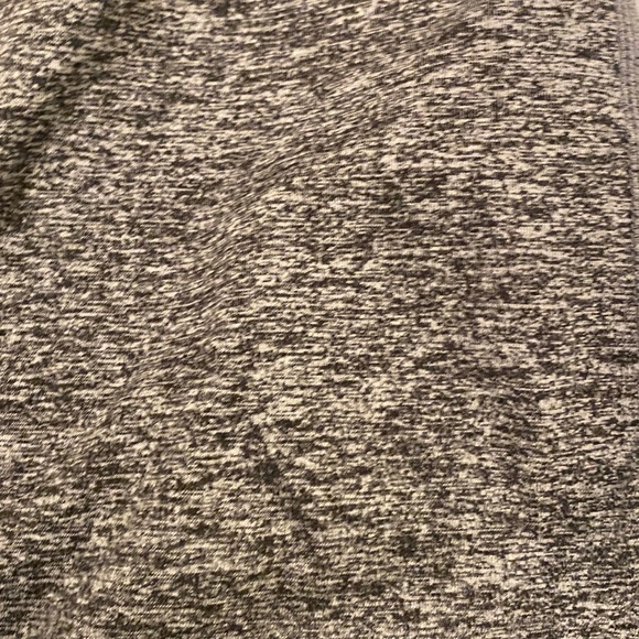 Vuori Performance Joggers for Women - Picture 11 of 11